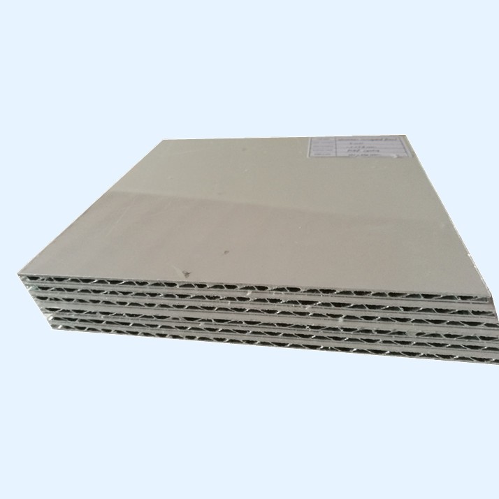 แผ่นอลูมิเนียมหนา